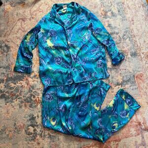 Vintage Y2K blue satin 2 piece pajama set